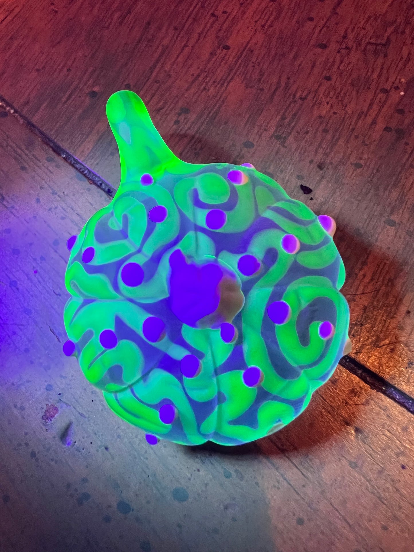 Large 8 Rib Peyote Pendant